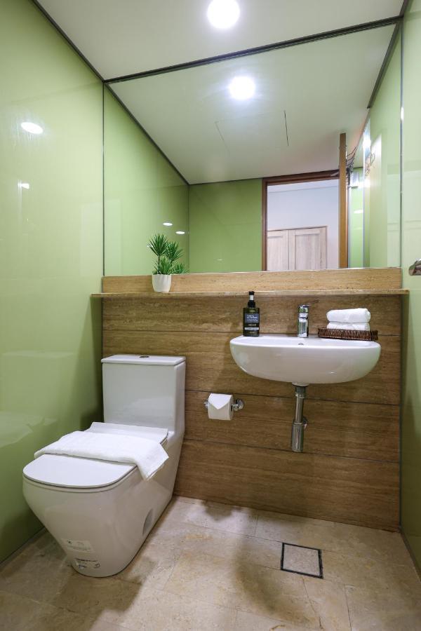 Sky Suite Klcc, Calm Sojourn Kuala Lumpur Eksteriør billede